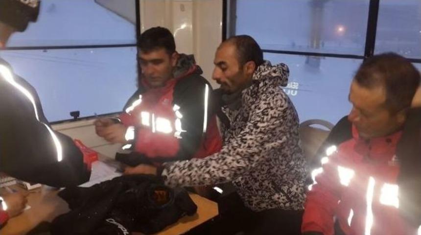 Uludağ&rsquo;da Yoğun Siste Kaybolan İki Gen&ccedil; Bulundu