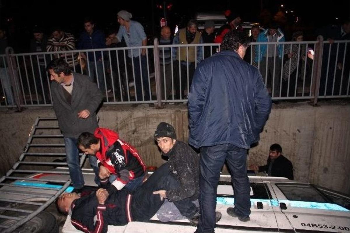Askeri Ambulans Kanala U&ccedil;tu: Yaralılar Var