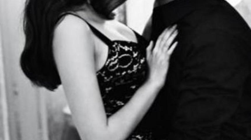 Tarkan'dan Seksi Pozlar