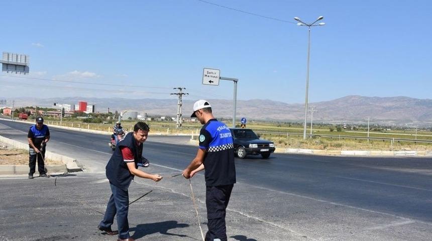 Alaşehir Belediyesi İstedi Karayolları Harekete Ge&ccedil;ti