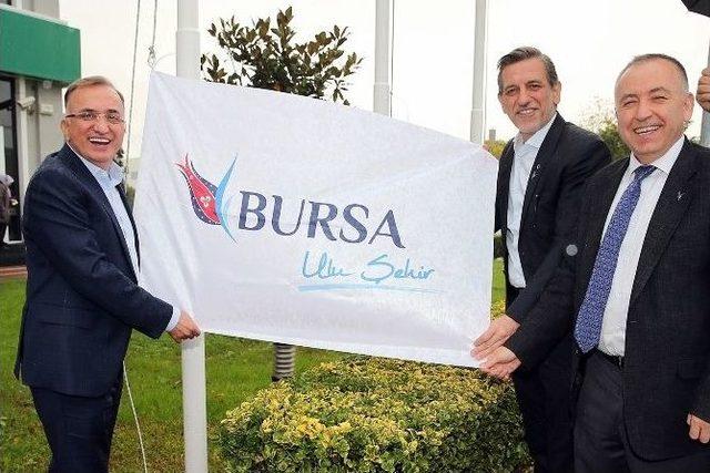 ’ulu Şehir’ Logosu Her Yerde Dalgalanıyor