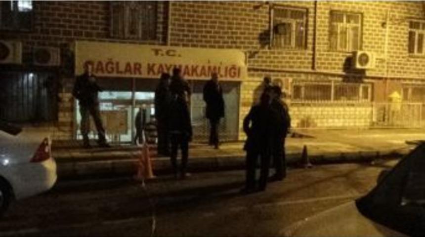 Diyarbakır&rsquo;da Eş Zamanlı Bombalı Saldırılar