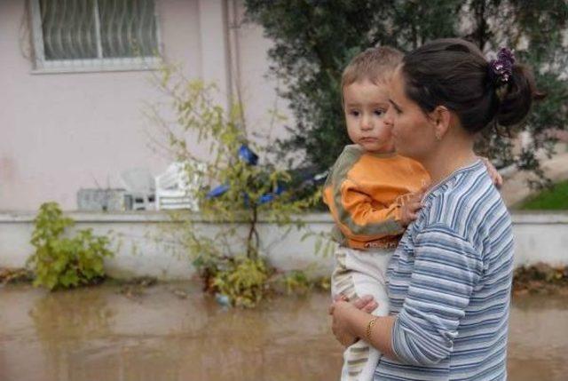 MUĞLA'DA 3 SAAT SAĞANAK YAĞMUR