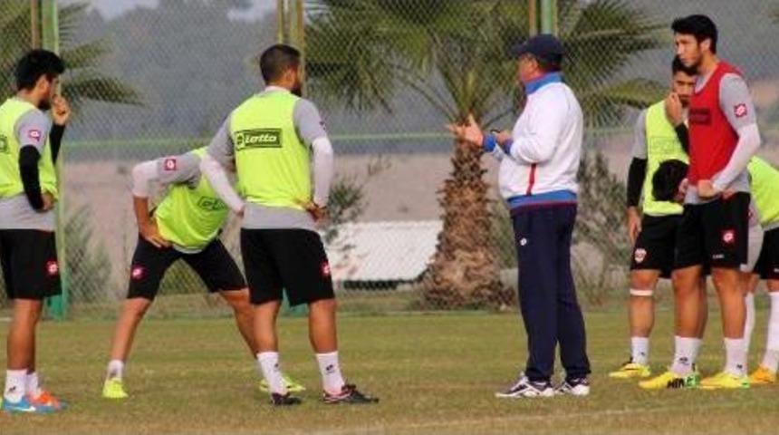 ADANASPOR'DA, GİRESUNSPOR HAZIRLIKLARI SÜRÜYOR