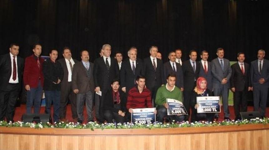 Girişimci Kente Doğru Projesinde Dereceye Giren &Ouml;ğrencilere &Ouml;d&uuml;lleri Verildi