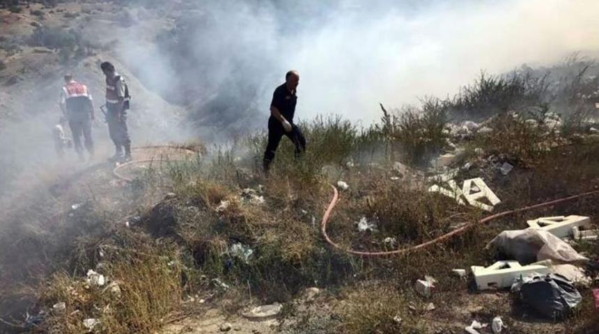 Kastamonu&rsquo;da &Ccedil;&ouml;p Alanında Yangın