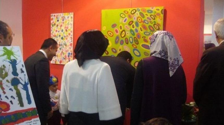Erzincanlı Minik Ressamlardan Sergi