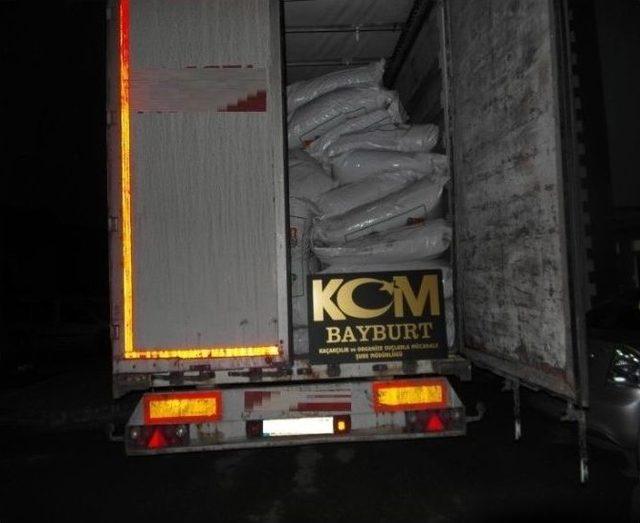Bayburt&rsquo;da 17 Bin 760 Kilogram Ka&ccedil;ak &Ccedil;ay Ele Ge&ccedil;irildi 1