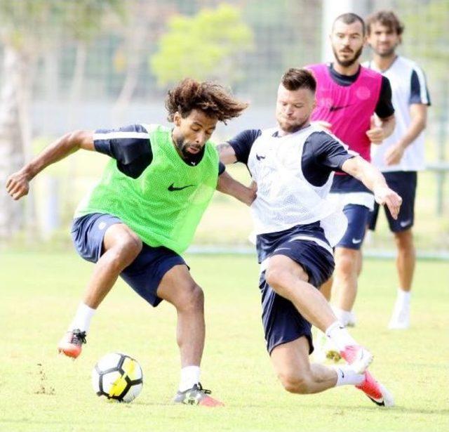 Antalyaspor, Osmanlıspor Hazırlıklarını Sürdürdü