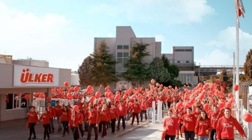 &Uuml;lker, 70. Yaşını Aydın&rsquo;da Kutladı