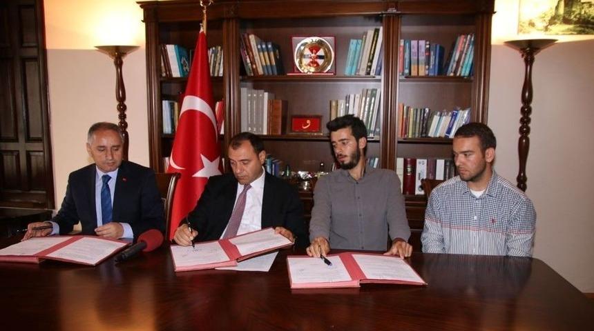 Elazığ&rsquo;da 5 Derslikli Okul İ&ccedil;in Protokol İmzalandı