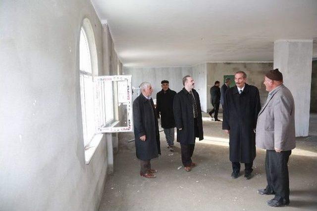 Tuşba Belediyesi Cami Ve Okulları Güzelleştiriyor 2