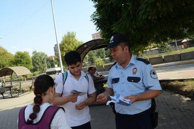 Polis Çocukları Böyle Uyardı