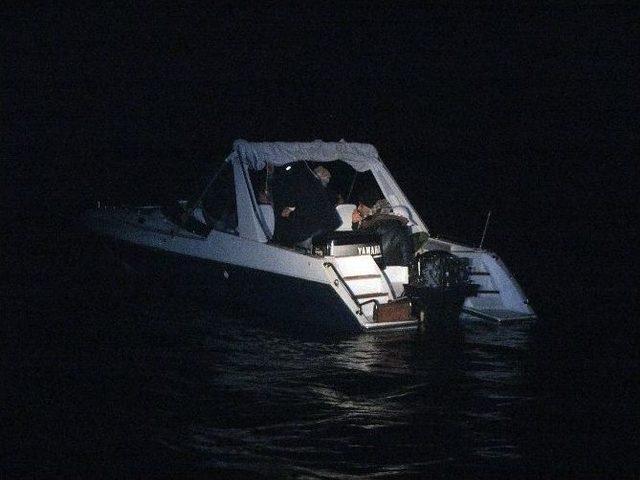 Sahil Güvenlik 105 Sığınmacıyı Kurtardı