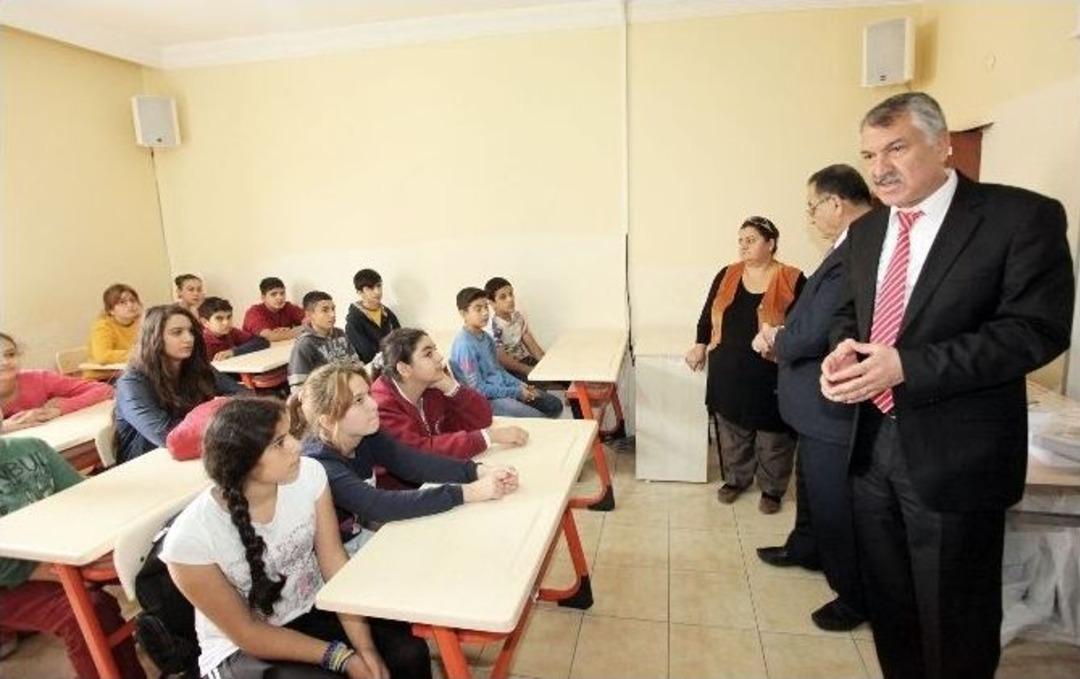 Karalar&rsquo;dan Kayder&rsquo;e Kitap Yardımı