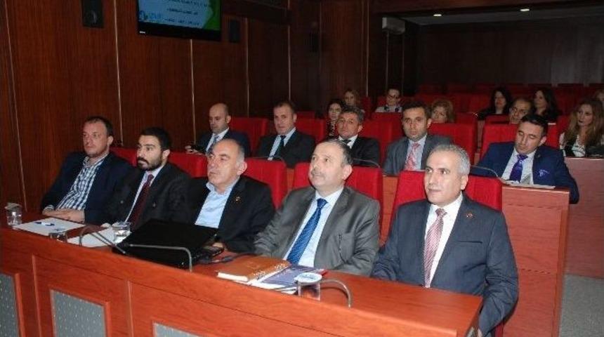 Gen&ccedil;lerin Sorunları Masaya Yatırıldı