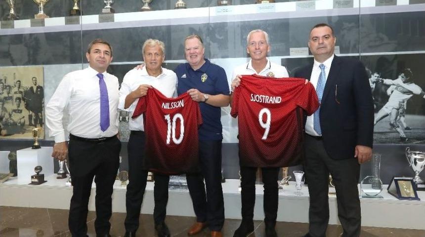 İsve&ccedil; Futbol Federasyonu&rsquo;ndan Riva&rsquo;ya Ziyaret