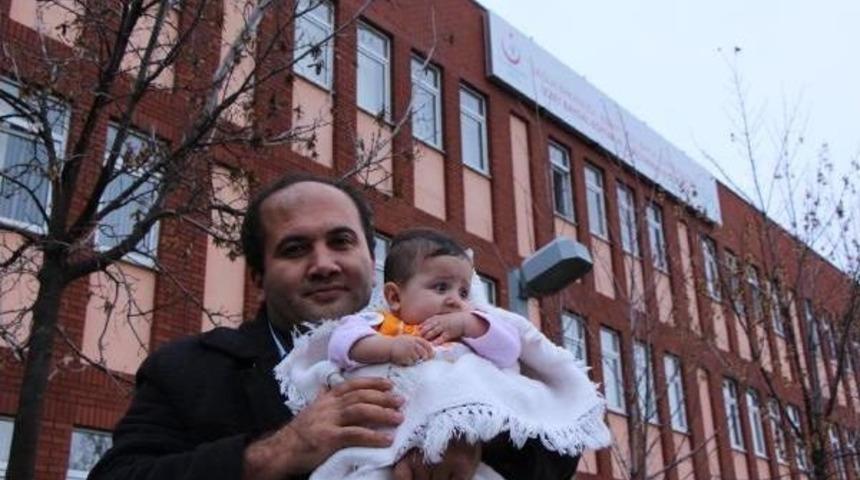 DÜNYAYA ERKEN GELEN ESMA BEBEK DESTEK BEKLİYOR