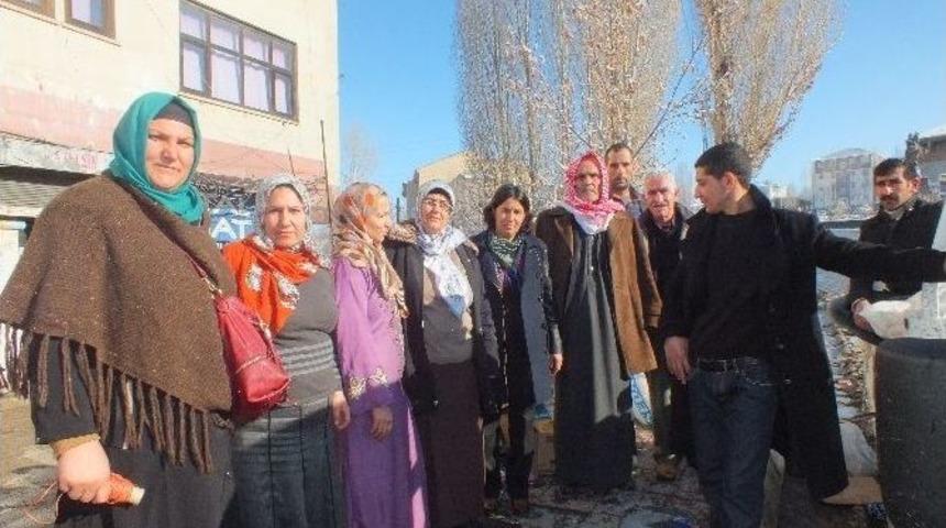 Kobanili 4 Aileye Yardım