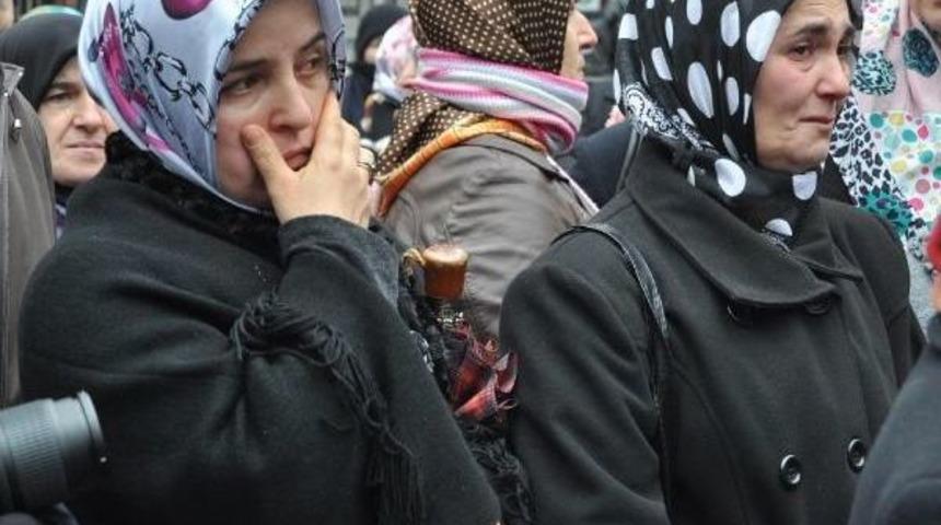 Kış Ortasında İşsiz Kaldılar