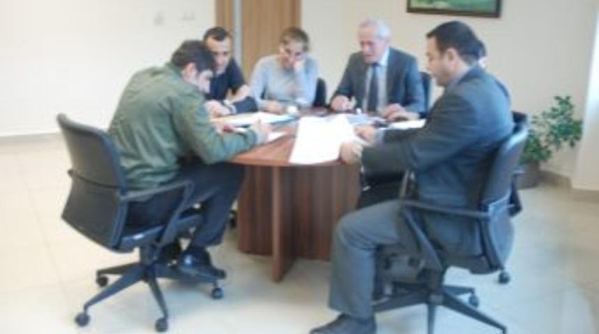 K&ouml;rfez Belediyesi Ara&ccedil; Kiralama İhalesi Yapıldı