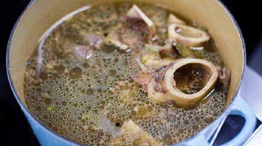 'Ölüyü bile diriltir' derler... Kemik suyunun hiç bilmediğiniz faydaları