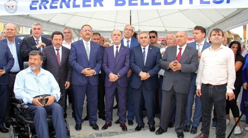 Bakan &Ouml;zhaseki&rsquo;den 15 Temmuz Şehitler Anıtı&rsquo;nı A&ccedil;tı