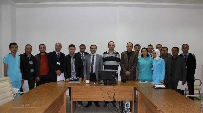 &Ouml;ner&rsquo;den Başarılı Personele Takdirname