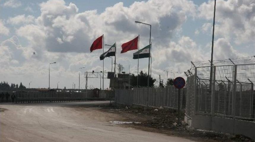 Sınırda 14 Yabancı Uyruklu, Suriye&rsquo;ye Ge&ccedil;mek İsterken Yakalandı