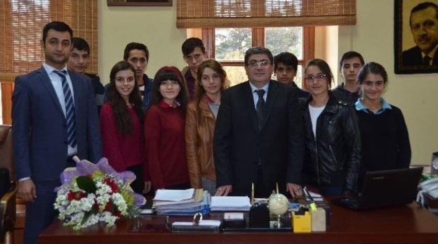 &Ccedil;ocuk Hakları Komitesi&rsquo;nden Başkan Vekili Can&rsquo;a Ziyaret