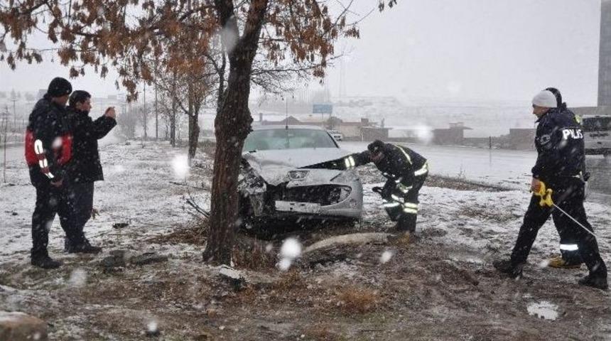 Yozgat&rsquo;ta Kar Kazaları Da Beraberinde Getirdi
