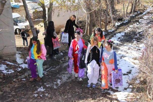 KARDEŞ OKUL SE&Ccedil;TİKLERİ ANAOKULU &Ouml;ĞRENCİLERİNİ SEVİNDİRDİLER 3