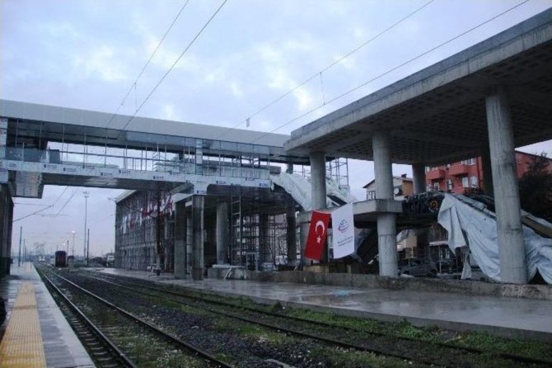 Yht Hattındaki &Ccedil;&ouml;kme Sonrası &Ccedil;alışmalar Hızla Devam Ediyor