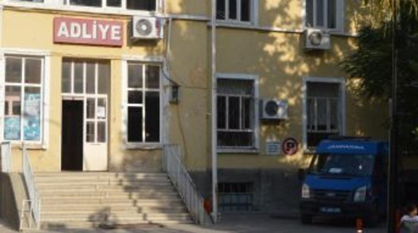 Besni&rsquo;de Yol Uygulamasında Uyuşturucu Ele Ge&ccedil;irildi