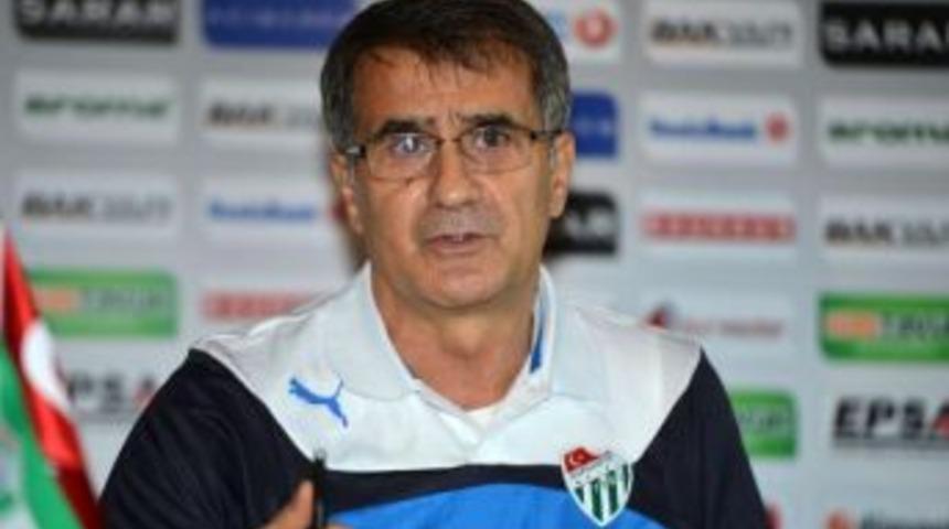 BURSASPOR-ŞENOL G&Uuml;NEŞ:"FUTBOL SAVAŞ ARACI OLARAK KULLANILMAMALI"