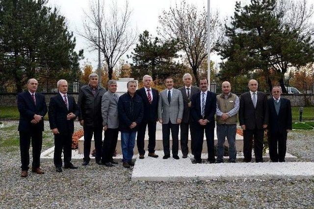 Başkan Ata&ccedil;&rsquo;tan Şeker Fabrikası&rsquo;na Ziyaret 1