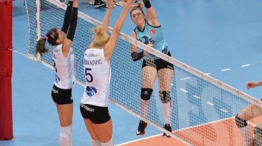 Cengiz G&ouml;ll&uuml; Bursa Cup'ta Favoriler Kazanmaya Devam Ediyor