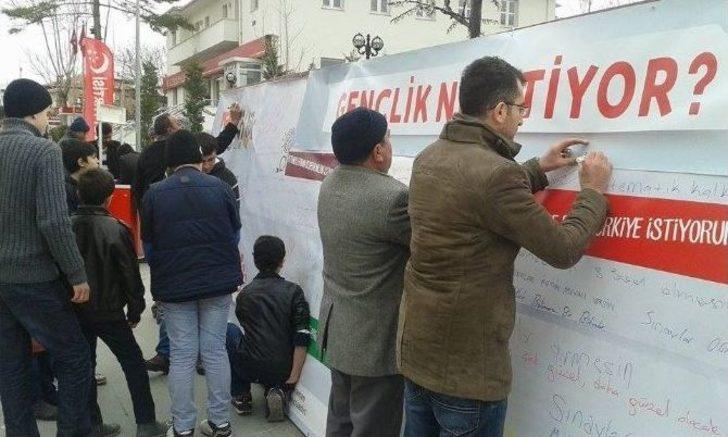 Karamanlılar Fikir Duvarına İstek Ve Temennilerini Yazdı G2