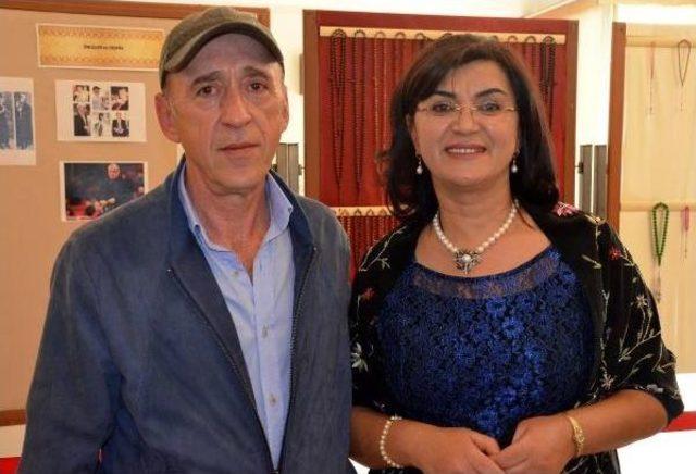 TESPİH SERGİSİNE KADIN İLGİSİ 1