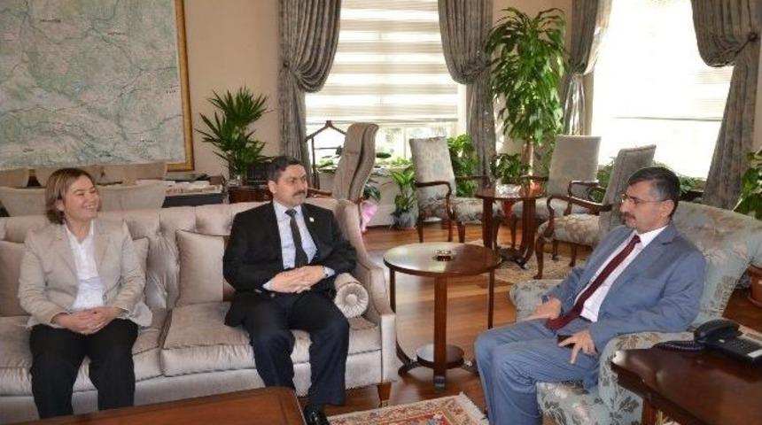 Cb&uuml;&rsquo;n&uuml;n Gururu Pınar G&uuml;zel, Vali Bektaş&rsquo;ı Ziyaret Etti