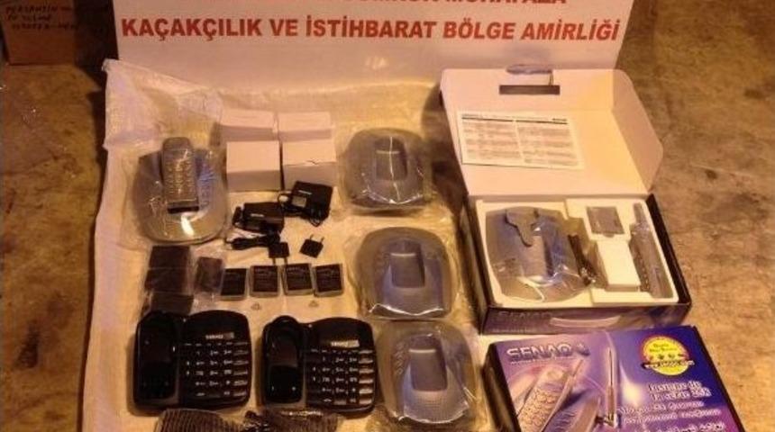 Hamzabeyli&rsquo;de Ka&ccedil;ak Telefon, Oto Par&ccedil;ası Ve İla&ccedil; Ele Ge&ccedil;irildi