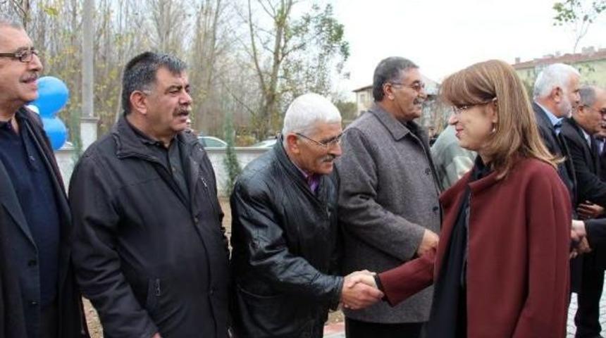 BAKAN İSLAM, &Uuml;NİVERSİTEDE 'SIFIR' NOT ANISINI ANLATTI