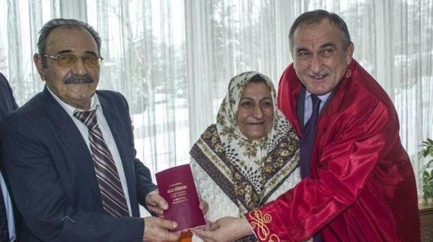 Huzurevinde Aşık Oldular, D&uuml;nya Evine Girdiler