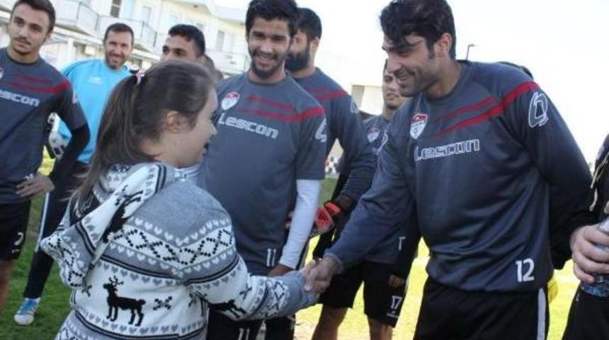 MANİSASPOR'DA AİDAT KRİZİ