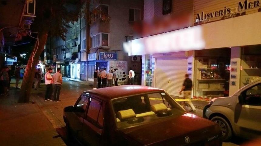 Edremit&rsquo;te Bir Gecede 3 Mağazaya Silahlı Saldırı