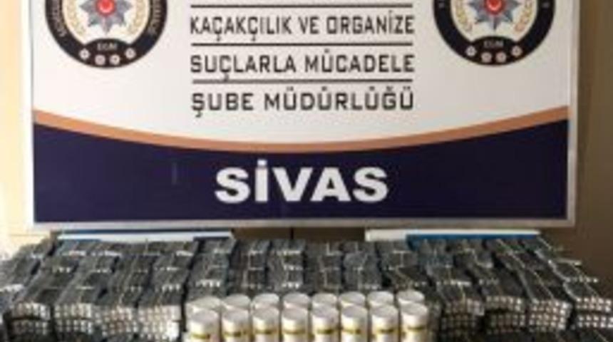Sivas&rsquo;ta Yasaklanmış Cinsel Uyarıcı Hap Ele Ge&ccedil;irildi
