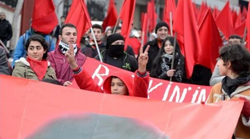 Berkin Elvan&rsquo;In Doğum G&uuml;n&uuml; Nedeniyle D&uuml;zenlenen Y&uuml;r&uuml;y&uuml;ş Sonrası Olay &Ccedil;ıktı