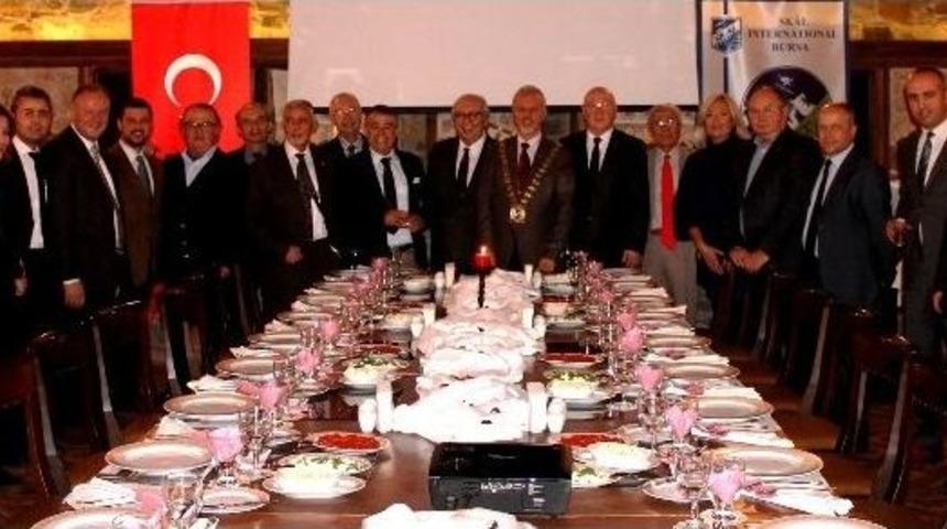 Gazeteciler Konfederasyonu Başkanı Kolaylı: