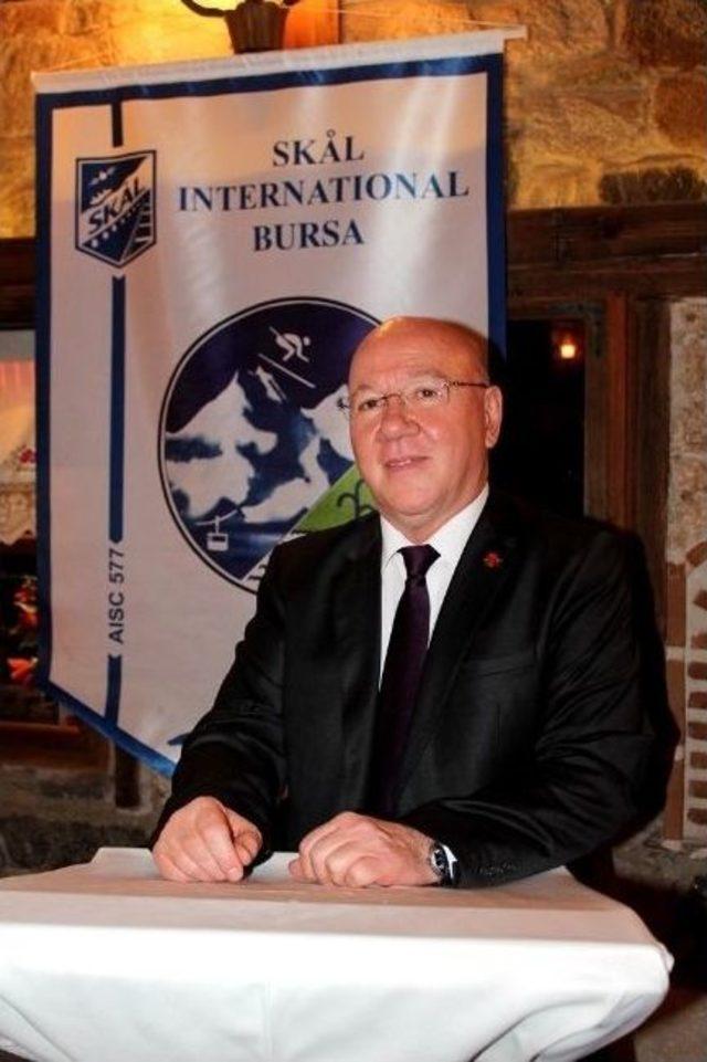 Gazeteciler Konfederasyonu Başkanı Kolaylı: 1