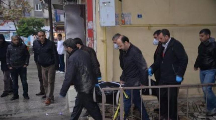 DİYARBAKIR'DA YAŞLI KADIN EVİNDE &Ouml;L&Uuml; BULUNDU